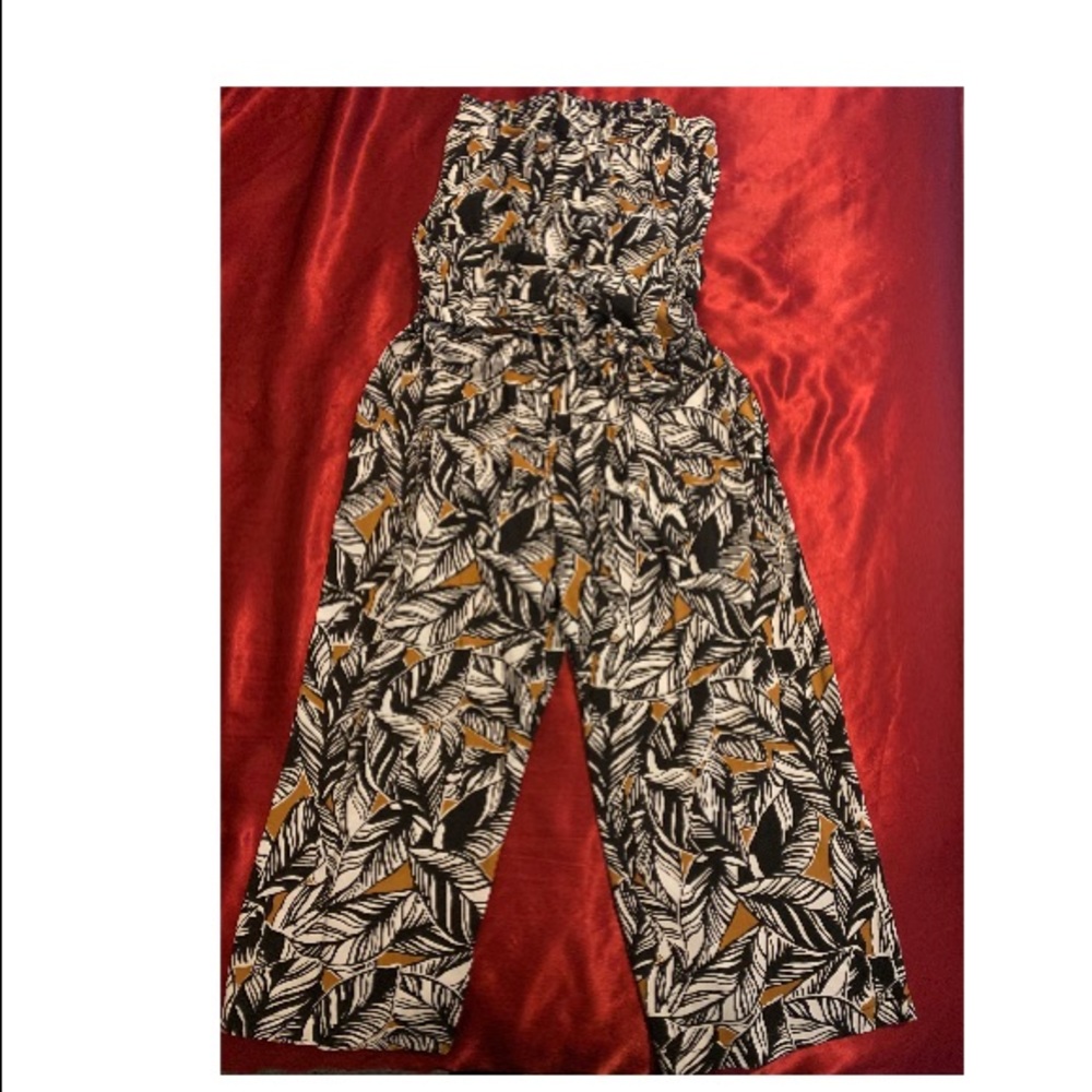 🤍🤍🤍 Beautiful Bella Romper🤍🤍🤍